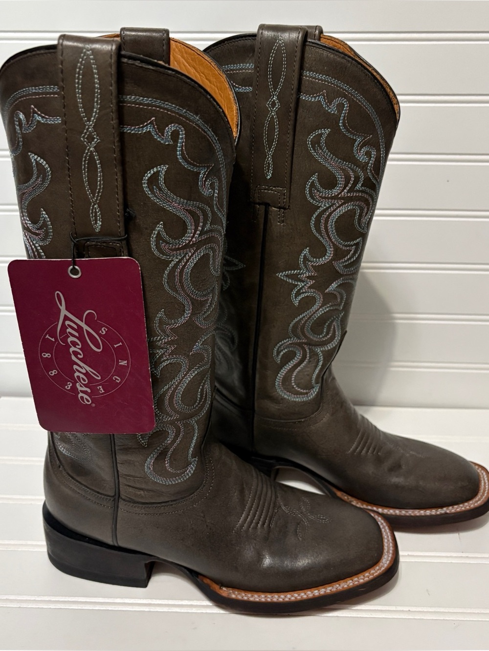 LUCCHESE Sutton Brown Square Toe Cowhide Leather Cowboy Boots Womens Size 6 NEW